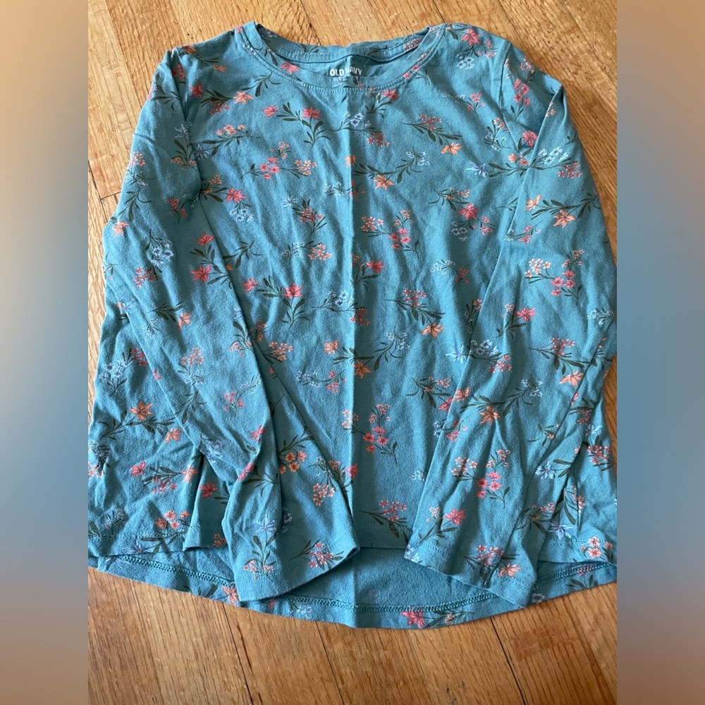 Long sleeved tshirt